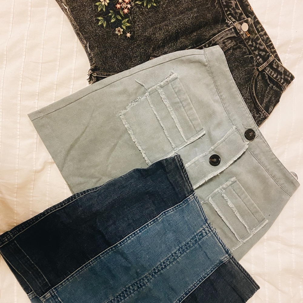 package of three mini skirts